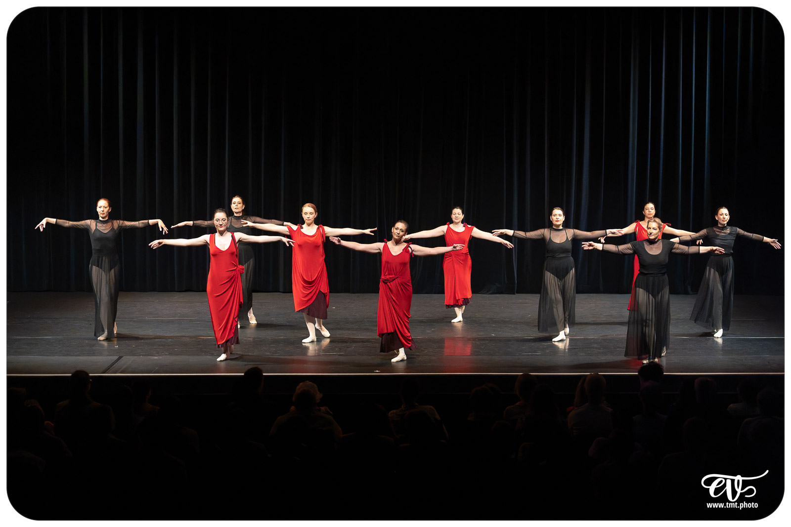 ECOLE DE DANSE CÉCILE ADAMOW